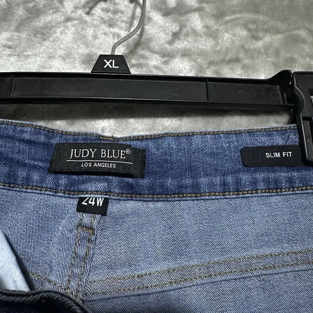 Judy Blue Womens 24W Jeans LOT of 2 Slim Fit Carpenter Blue Skinny Fit Capri Blk - Picture 3 of 16